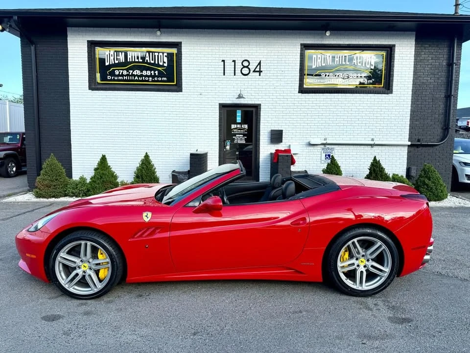 2010 Ferrari California - Image 2 of 20