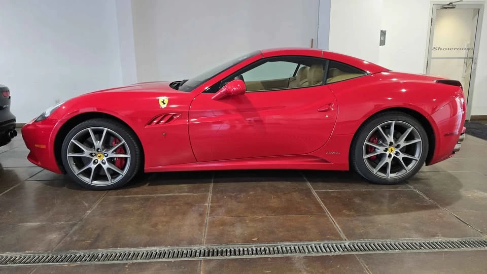 2010 Ferrari California - Image 6 of 7