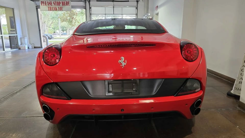 2010 Ferrari California - Image 4 of 7