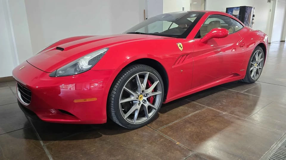 2010 Ferrari California - Image 7 of 7