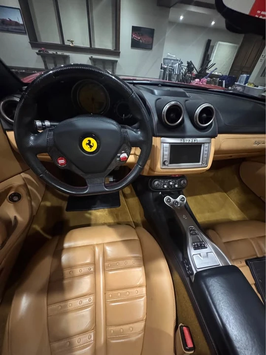 2010 Ferrari California - Image 3 of 7