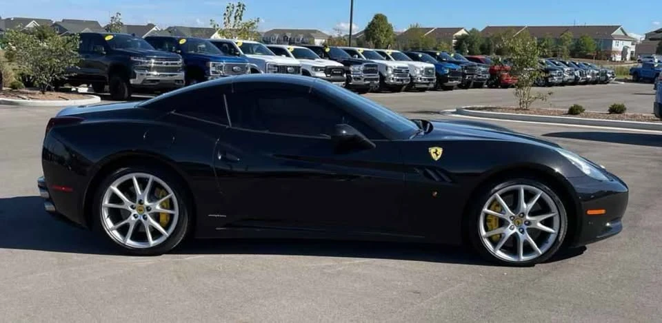 2010 Ferrari California - Image 2 of 20