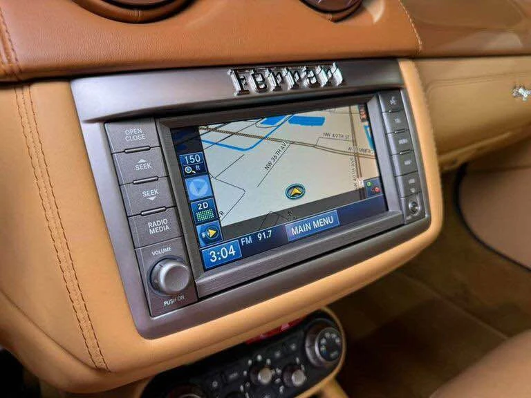 2010 Ferrari California - Image 12 of 17
