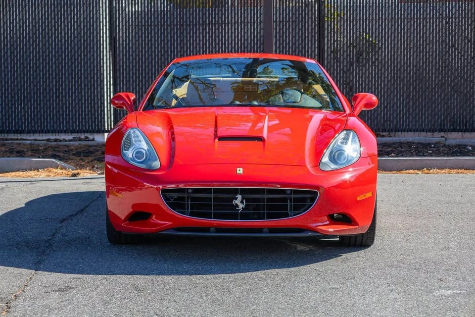 2010 Ferrari California - Image 3 of 16