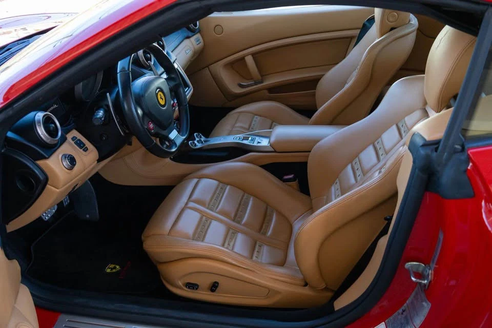 2010 Ferrari California - Image 9 of 16