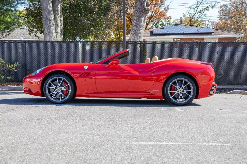 2010 Ferrari California - Image 6 of 16