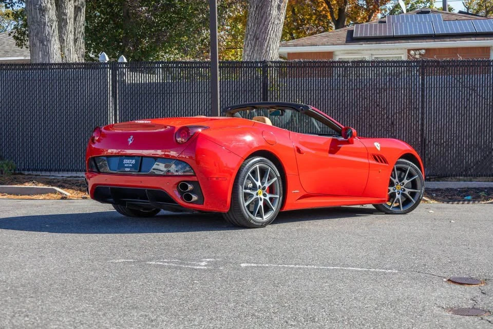 2010 Ferrari California - Image 8 of 16