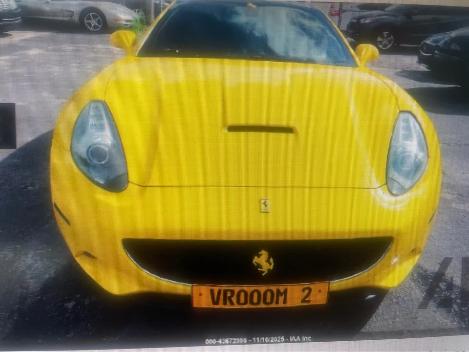 2010 Ferrari California - Image 2 of 5