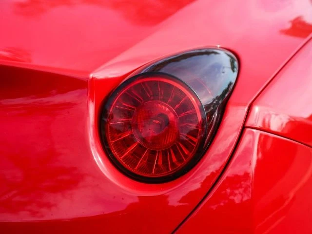 2010 Ferrari California - Image 17 of 21