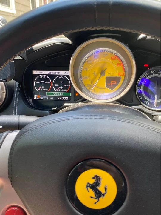 2010 Ferrari California - Image 2 of 5