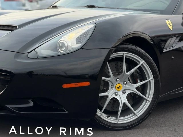 2010 Ferrari California - Image 2 of 31