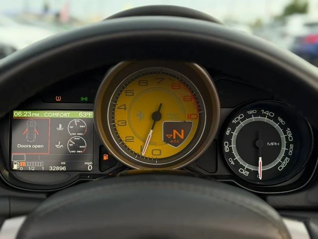 2010 Ferrari California - Image 23 of 31