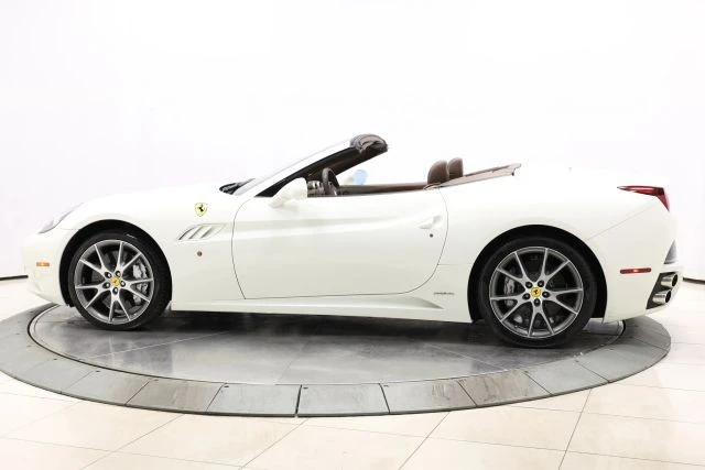 2010 Ferrari California - Image 10 of 31