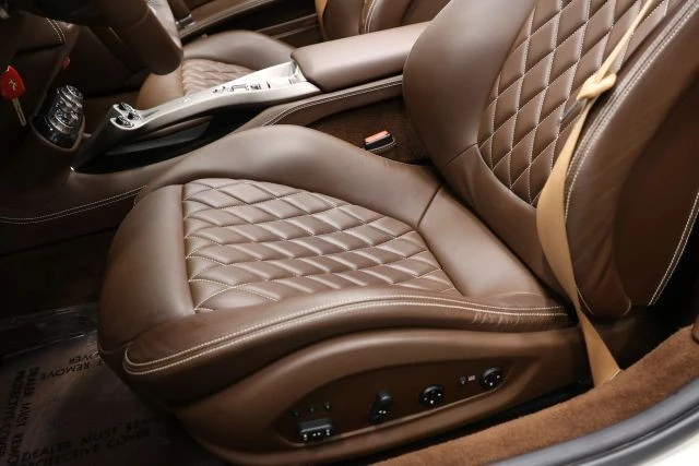 2010 Ferrari California - Image 22 of 31