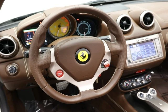 2010 Ferrari California - Image 30 of 31