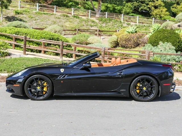 2010 Ferrari California - Image 2 of 31
