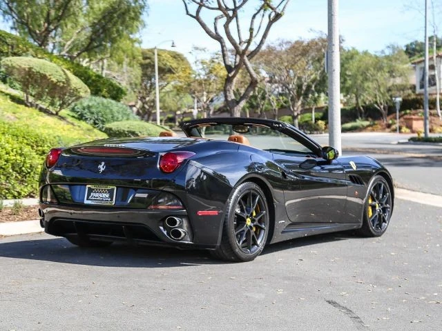 2010 Ferrari California - Image 5 of 31