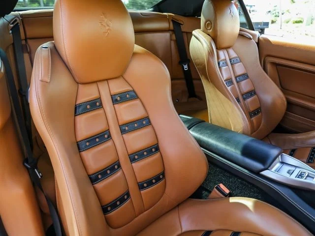 2010 Ferrari California - Image 30 of 31