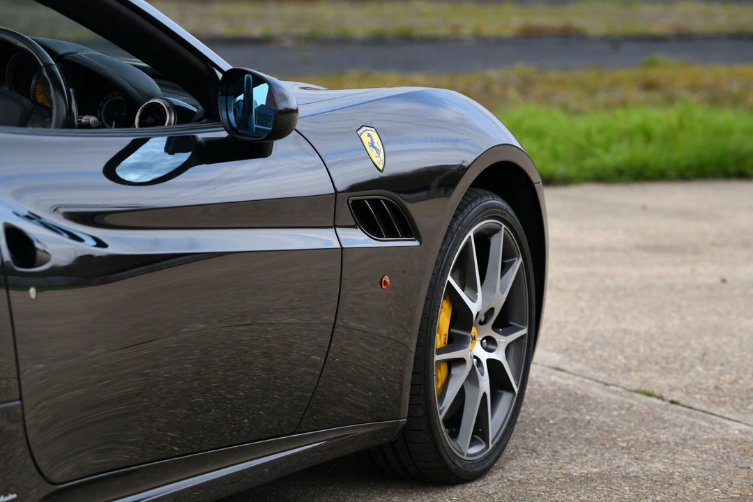 2010 Ferrari California - Image 31 of 31