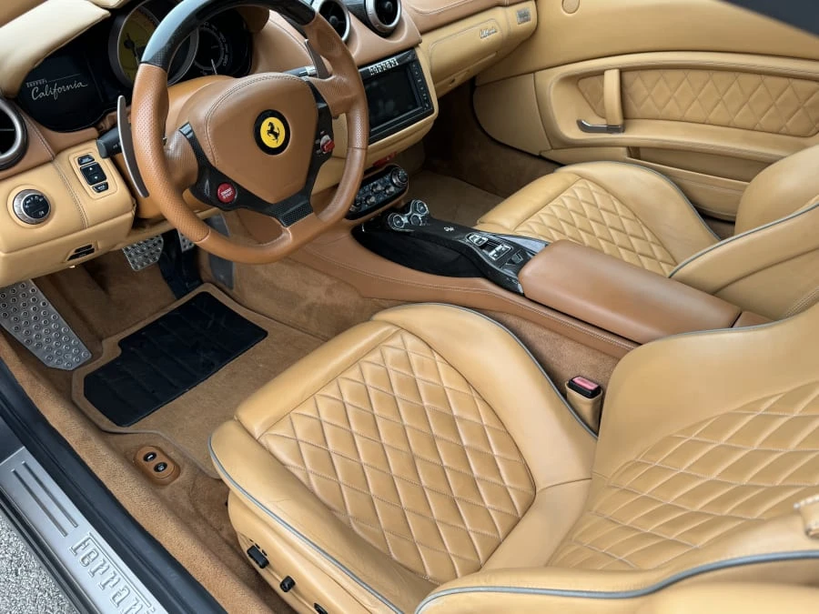 2010 Ferrari California - Image 4 of 8