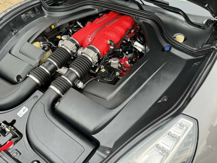 2010 Ferrari California - Image 7 of 8