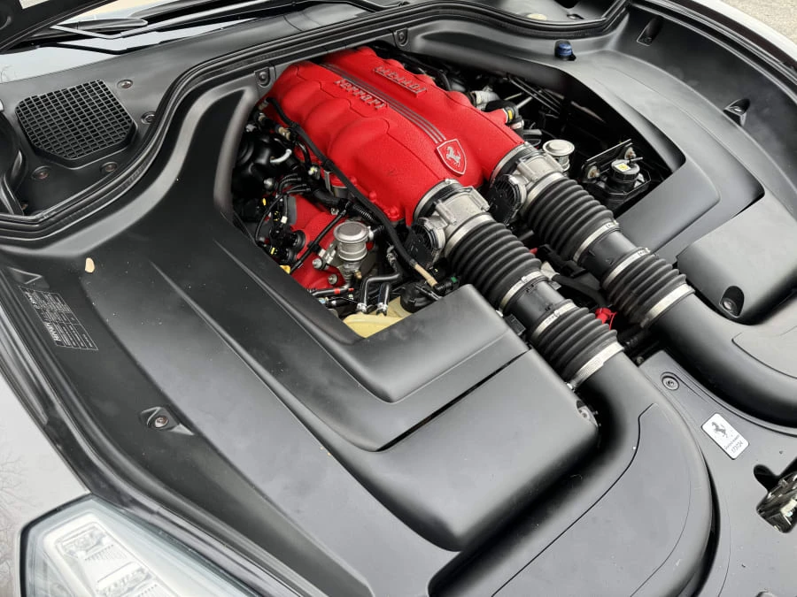 2010 Ferrari California - Image 8 of 8