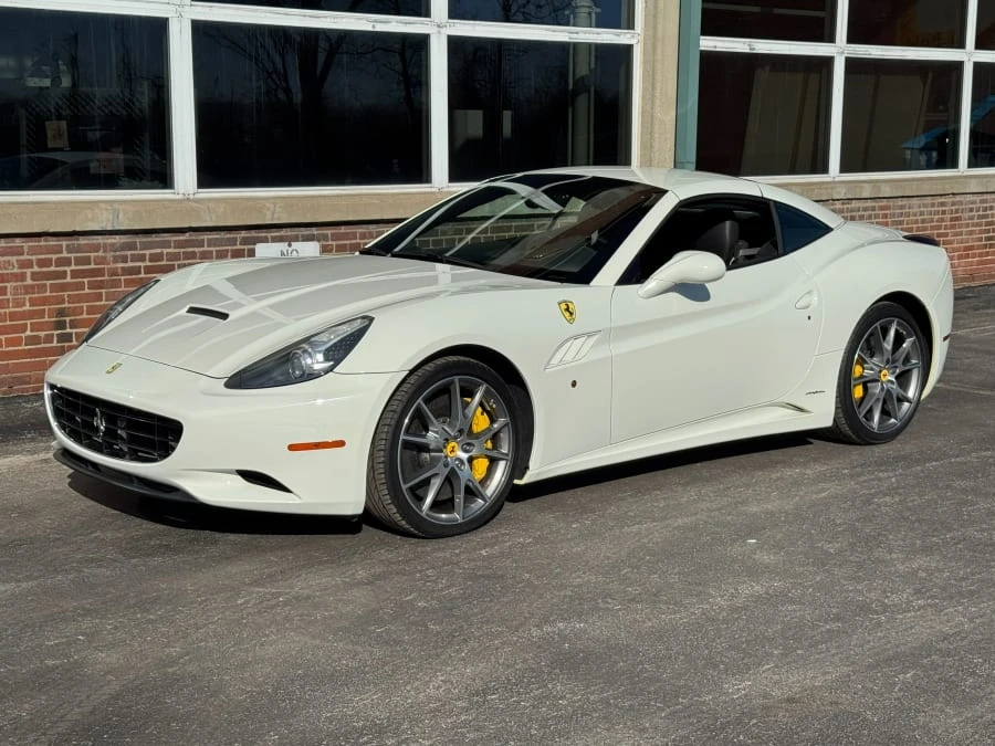 2010 Ferrari California - Image 4 of 14