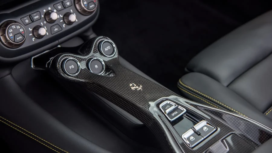 2010 Ferrari California - Image 10 of 21