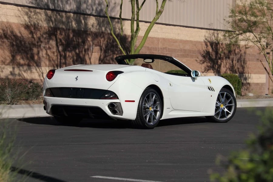 2010 Ferrari California - Image 3 of 31