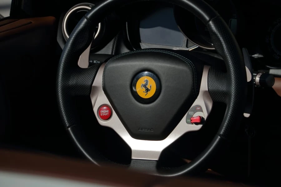 2010 Ferrari California - Image 24 of 31