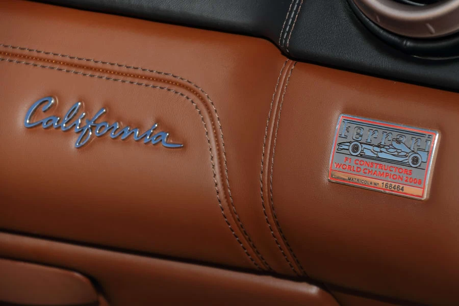 2010 Ferrari California - Image 21 of 31
