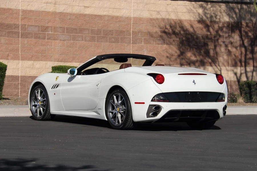 2010 Ferrari California - Image 7 of 31