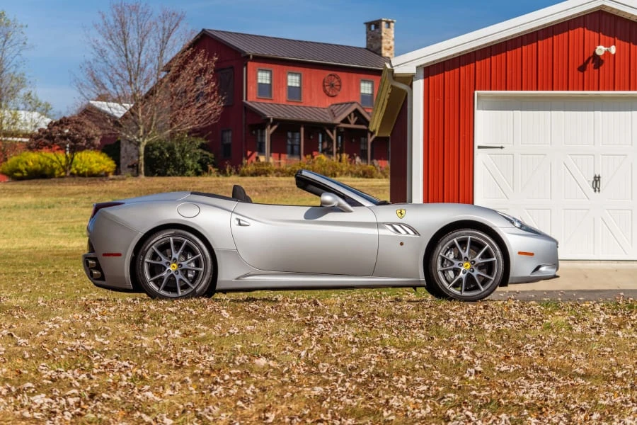 2010 Ferrari California - Image 8 of 31