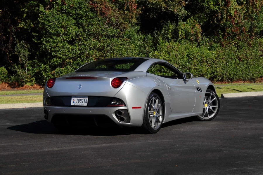 2010 Ferrari California - Image 3 of 31