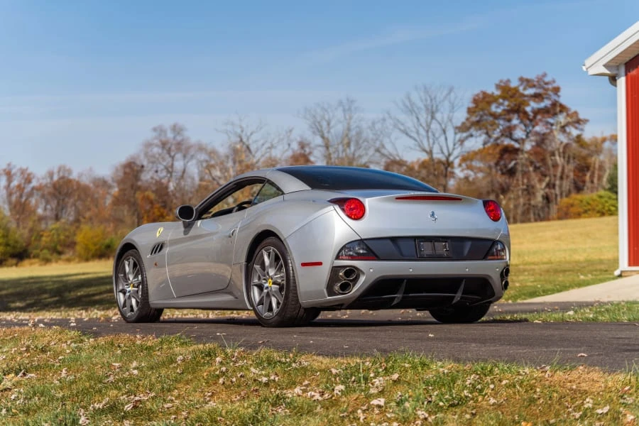 2010 Ferrari California - Image 7 of 31