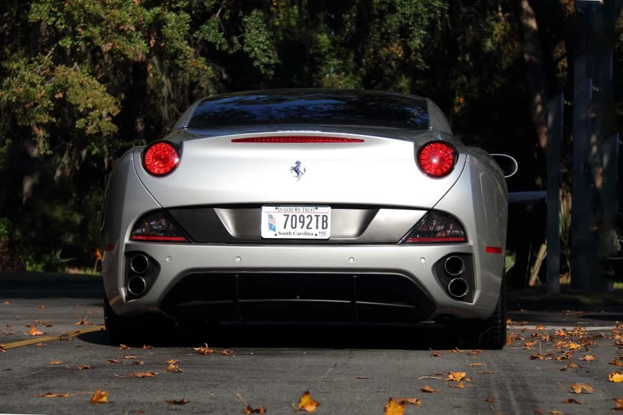 2010 Ferrari California - Image 5 of 31