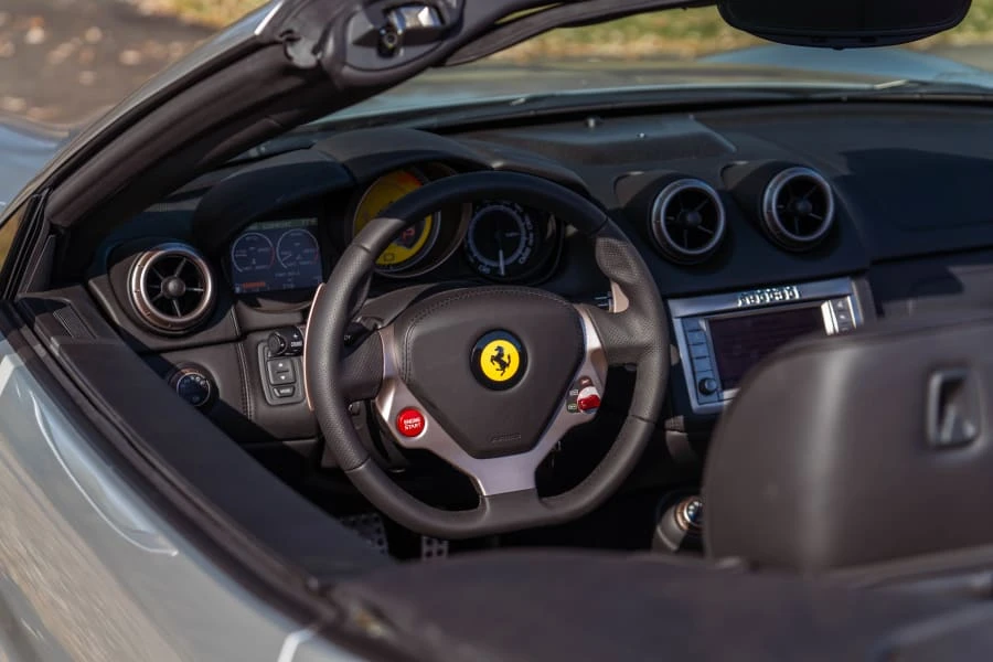 2010 Ferrari California - Image 21 of 31