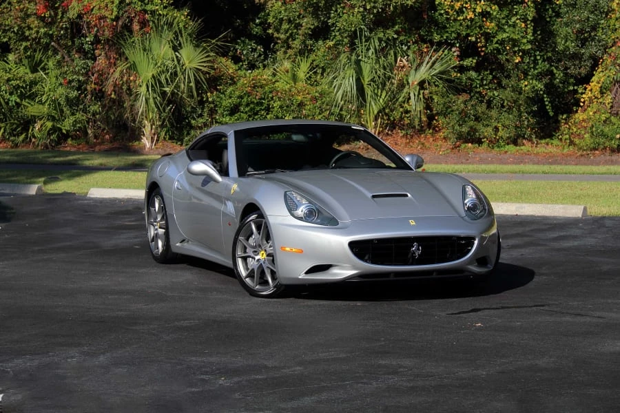2010 Ferrari California - Image 6 of 31