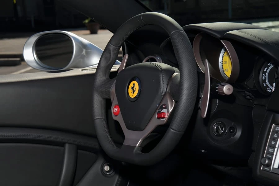2010 Ferrari California - Image 26 of 31