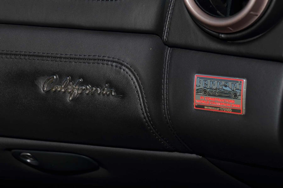 2010 Ferrari California - Image 16 of 31