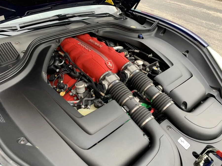 2010 Ferrari California - Image 7 of 10
