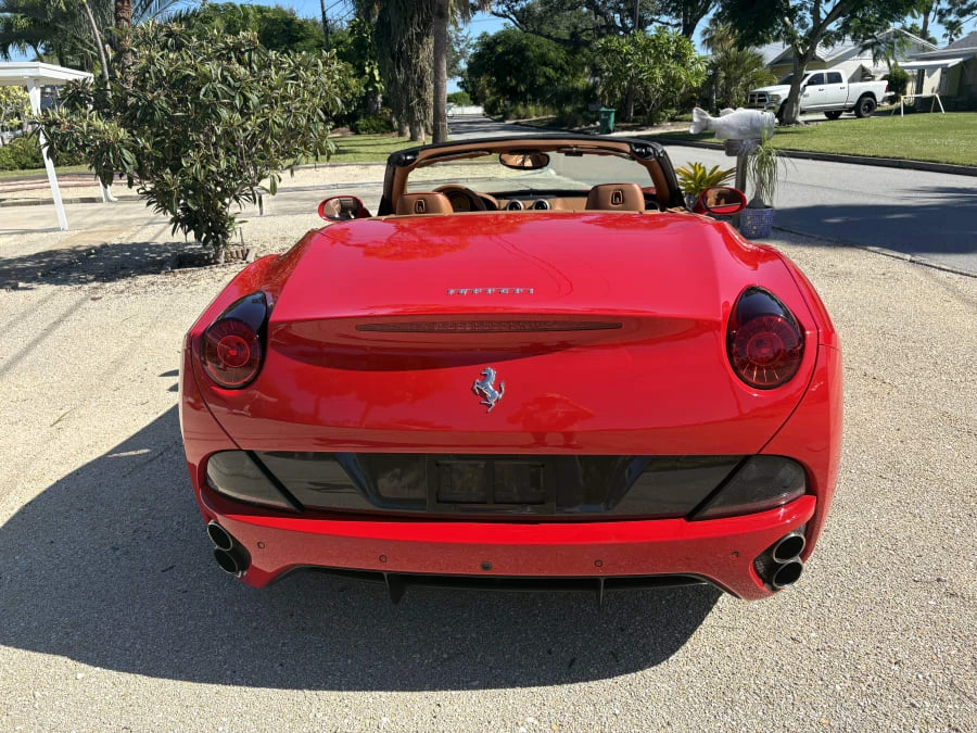 2010 Ferrari California - Image 3 of 24