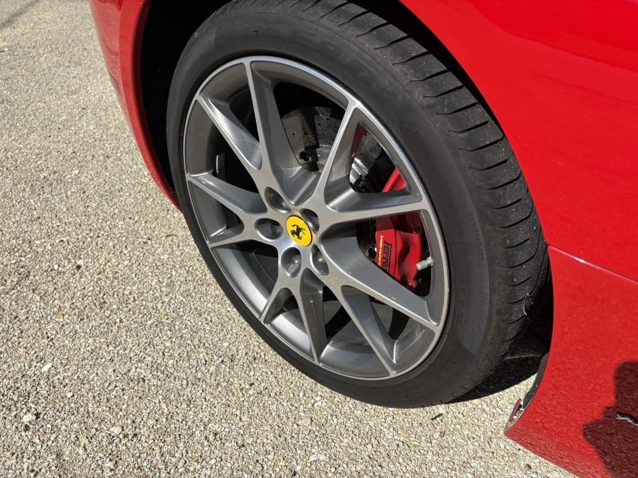 2010 Ferrari California - Image 12 of 24