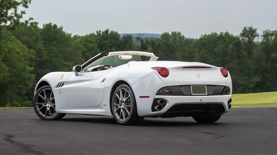 2010 Ferrari California - Image 3 of 12
