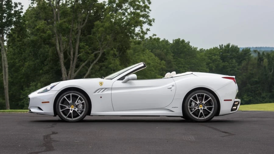 2010 Ferrari California - Image 8 of 12