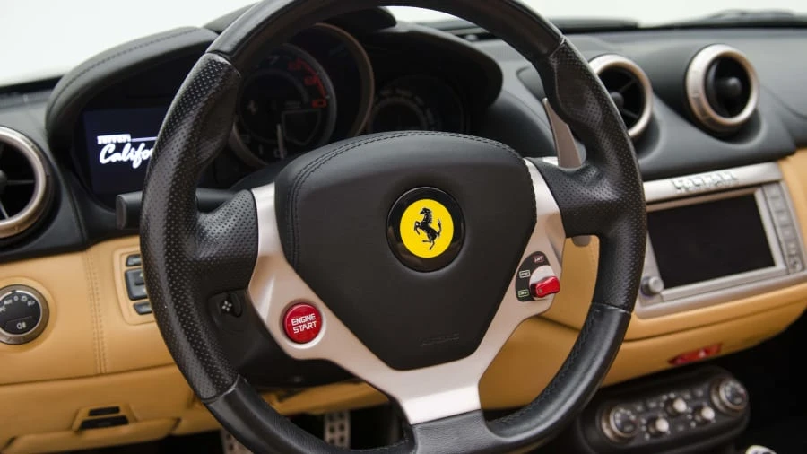 2010 Ferrari California - Image 9 of 20