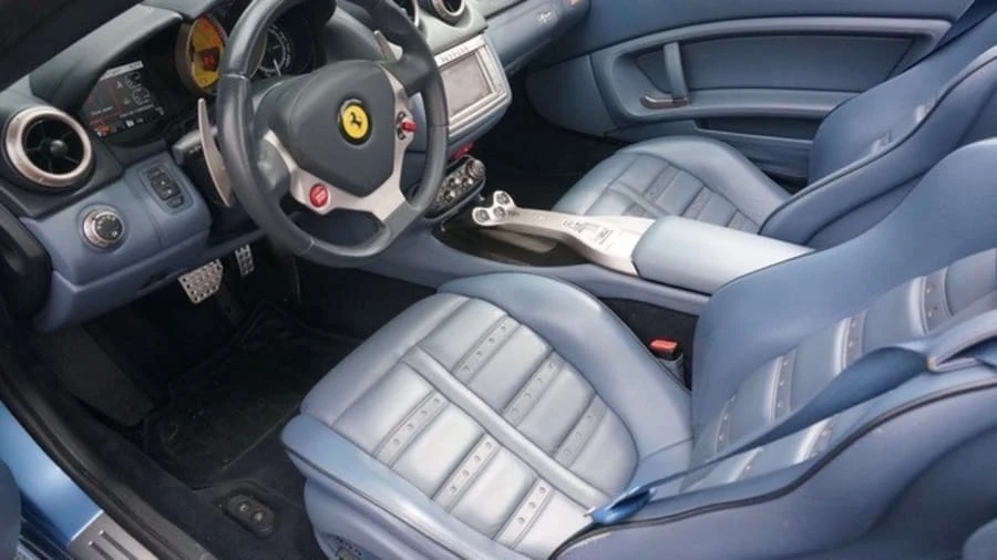 2010 Ferrari California - Image 6 of 12