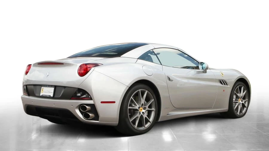 2010 Ferrari California - Image 10 of 12