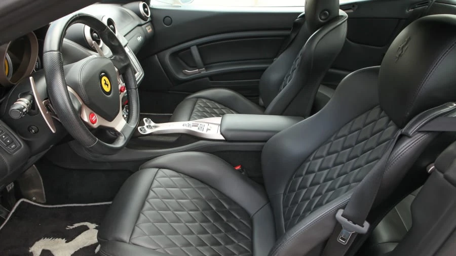 2010 Ferrari California - Image 4 of 12