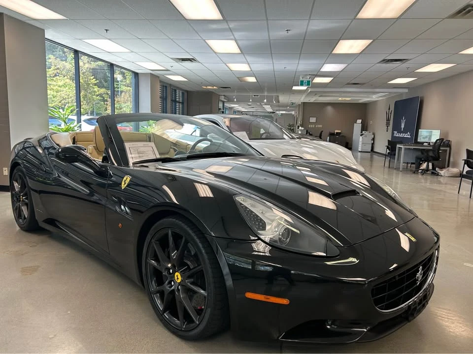 2010 Ferrari California - Image 6 of 14